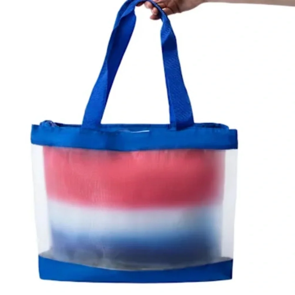 Red White and Blue Insulated Hot Cold Beach Picnic Outdoor Tote New With Tags